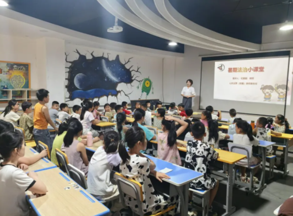 学生从起步中年级开端“主动使用