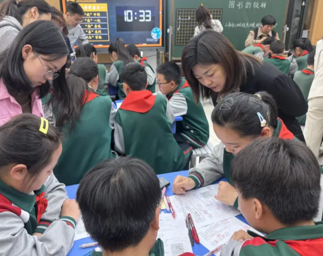 小学引入学本教育理念激活讲堂初