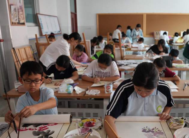 数字红利惠及城乡每一名学生为区