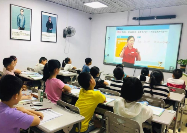 坐拥技术优势AI在实践层面应怎么破