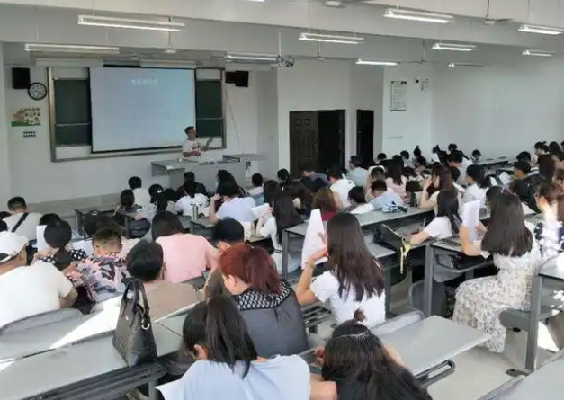 确实能够让一些学生放下每分必争