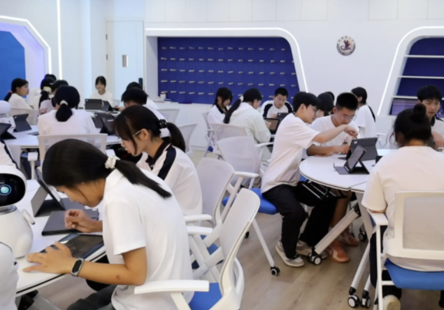 才智心育系统掩盖万余名学生构成