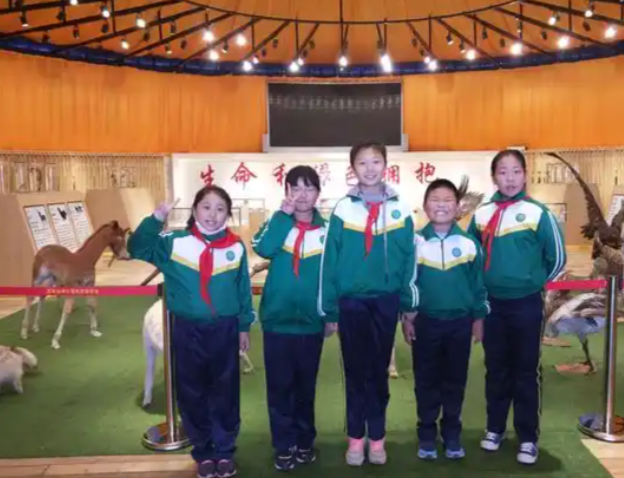 让草原学子在家门口享受优质科创