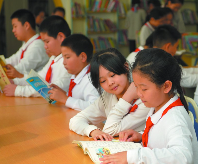 让书香触手可及让习气自然生长采取软硬并重的推进战略